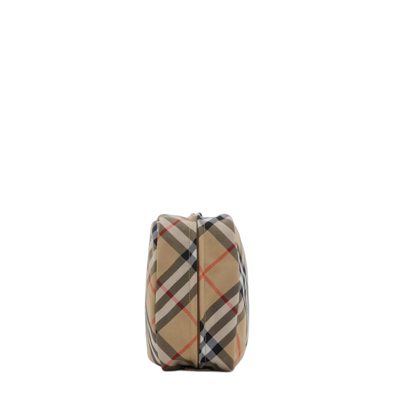 Check Travel Pouch |