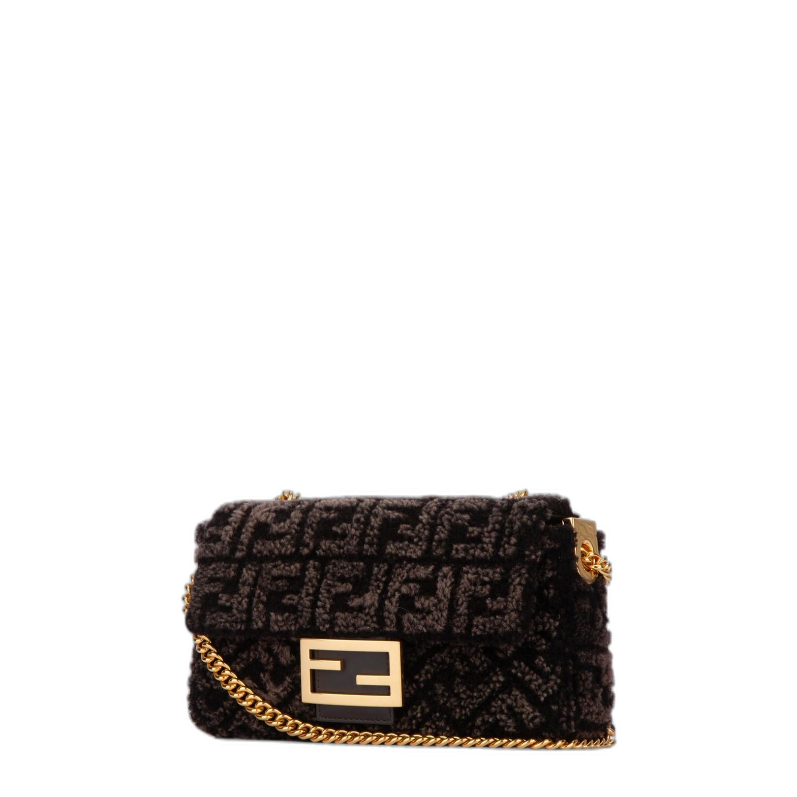 Baguette Chain Midi
Dark Brown Soft Sheepskin Bag