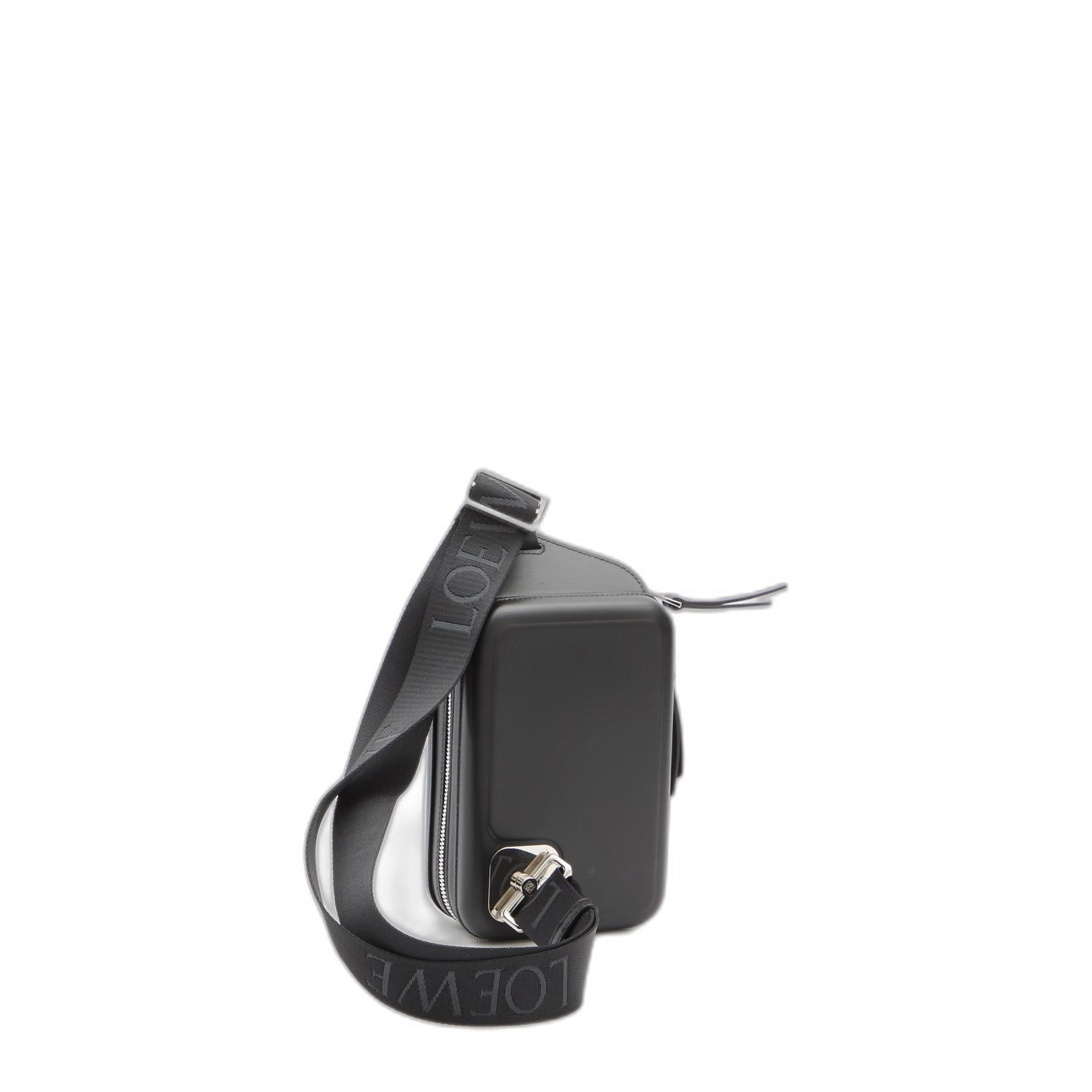 Molded Sling In Smooth Calfskin