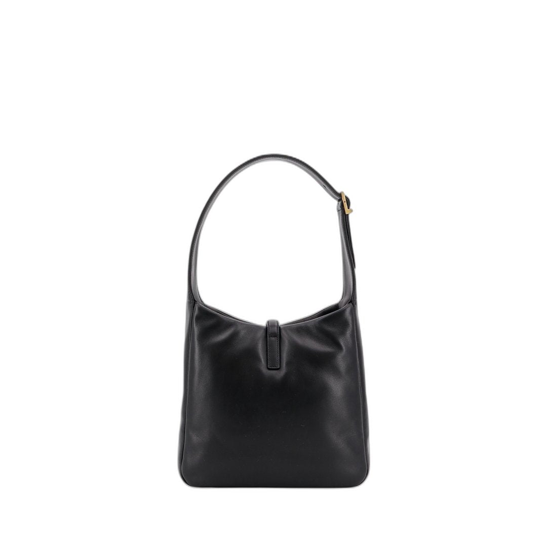 Le 5 À 7 Supple Small In Padded Lambskin