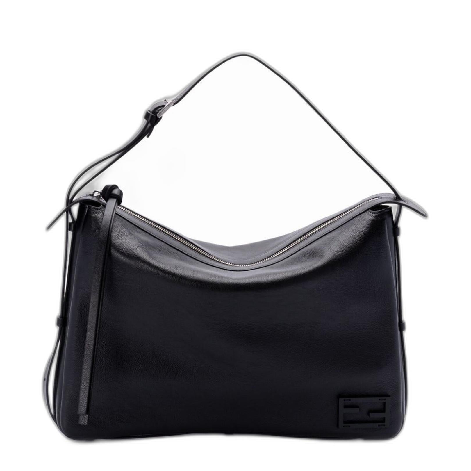 Simply Large
Black Calfskin Shoulder Bag