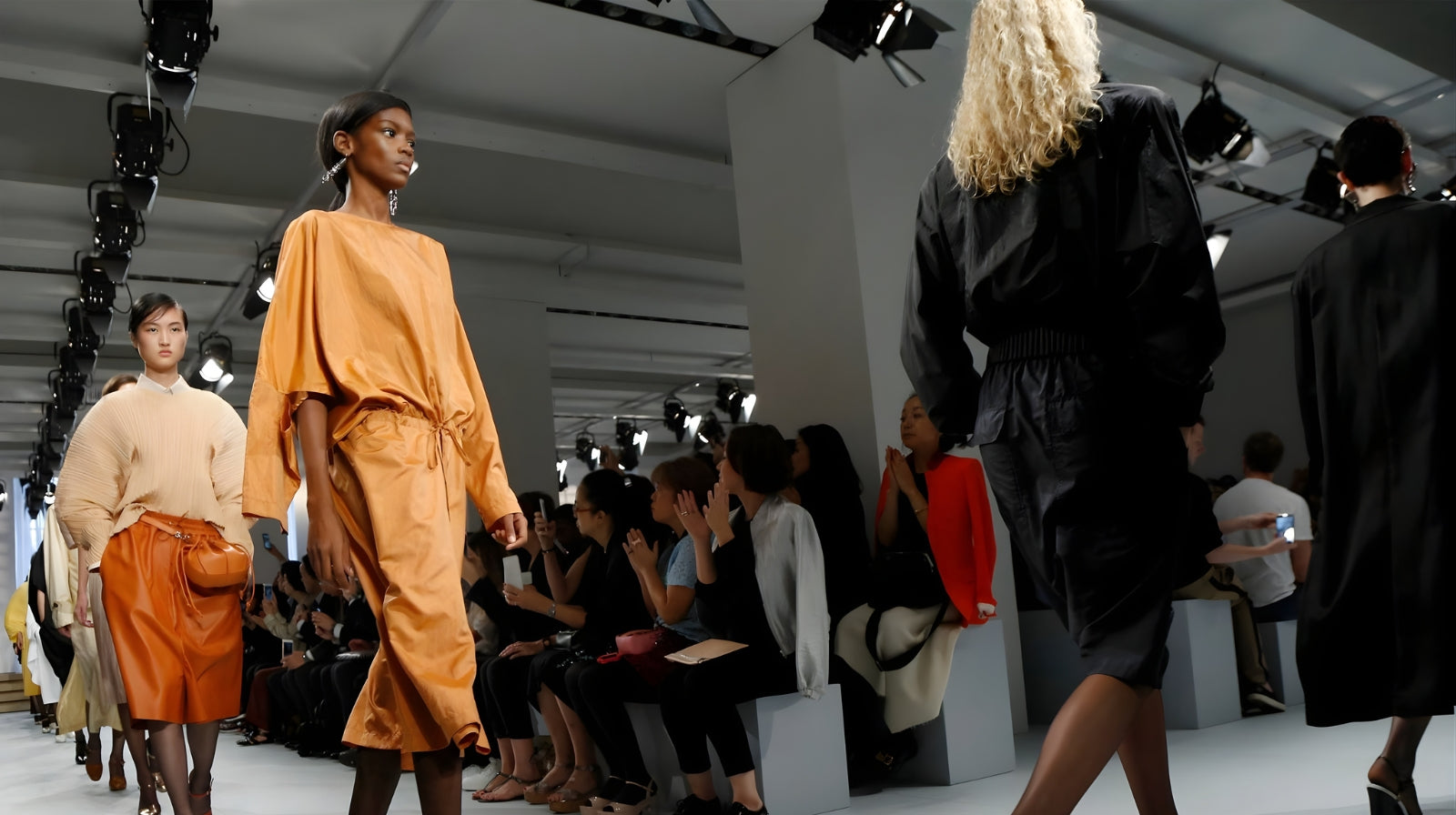 Jil Sander Women's Spring/Summer 2017 Show Finale