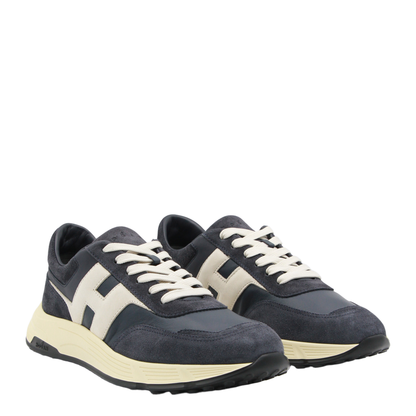 Hyperlight Sneaker
