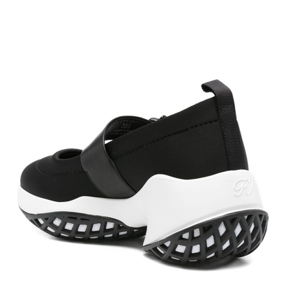 Run Babies Sneakers in Fabric