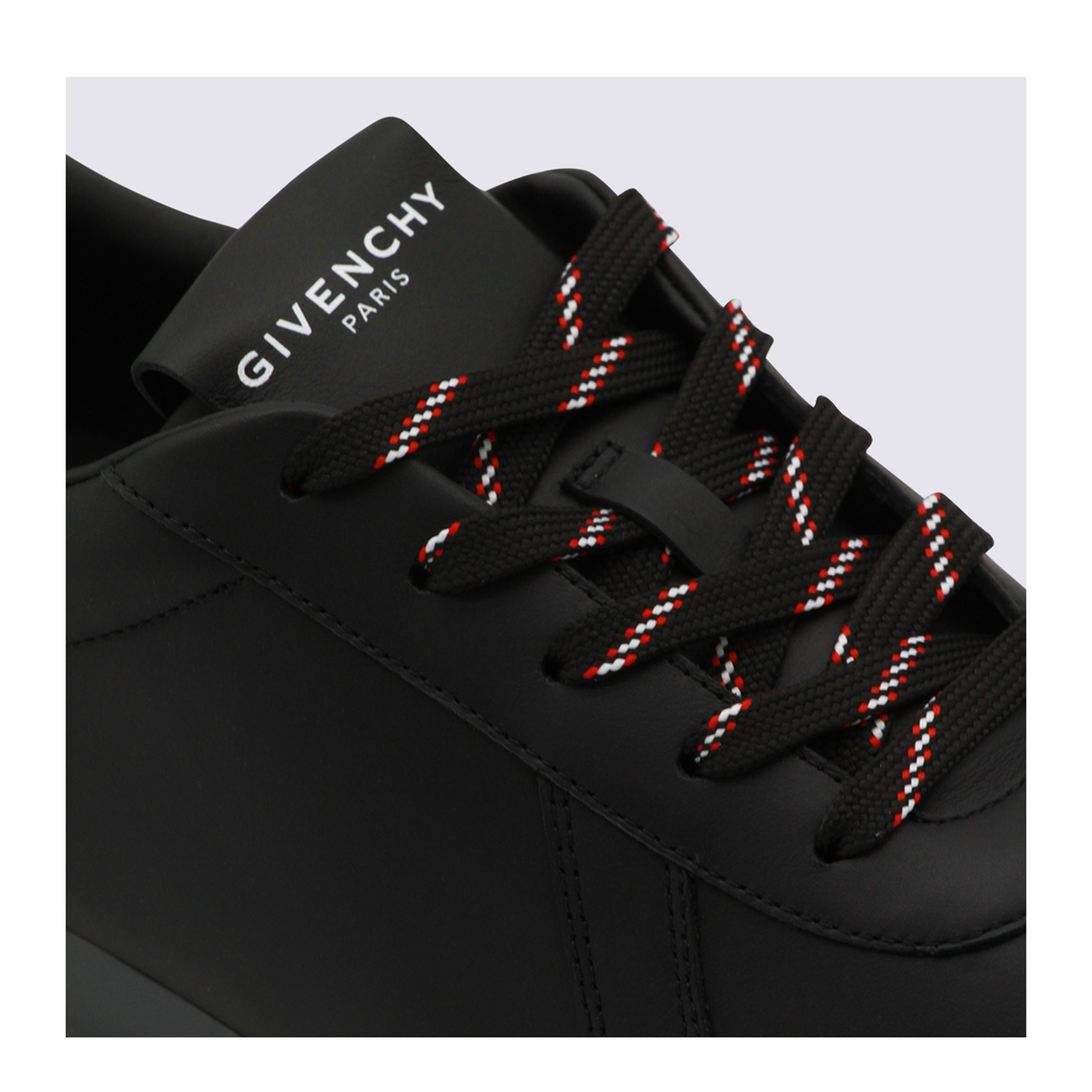 Glide Sneaker