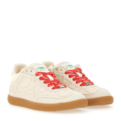Canvas Sneaker