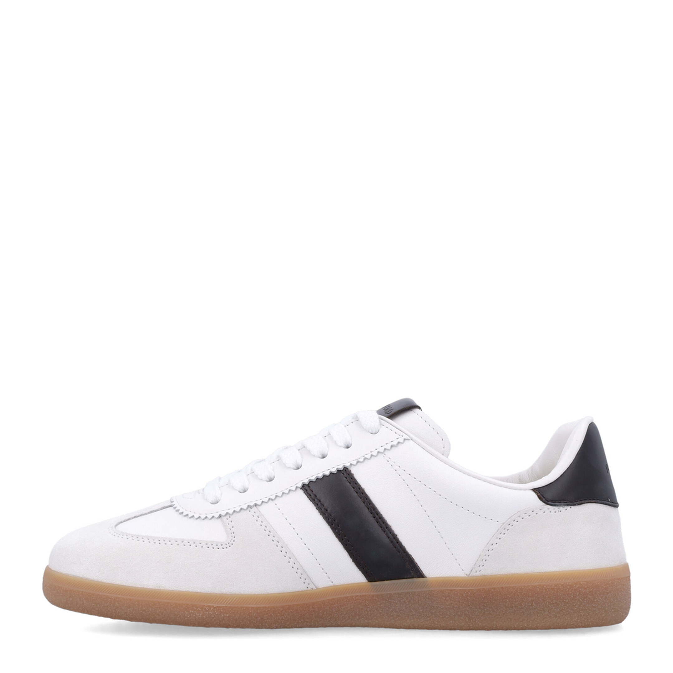 Archer Sneaker