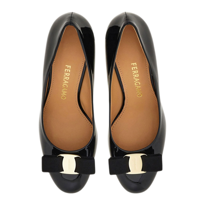 MAYFEYR - Ferragamo - Carla 70 Naplak Vara Bow Pump - 01L2180790800