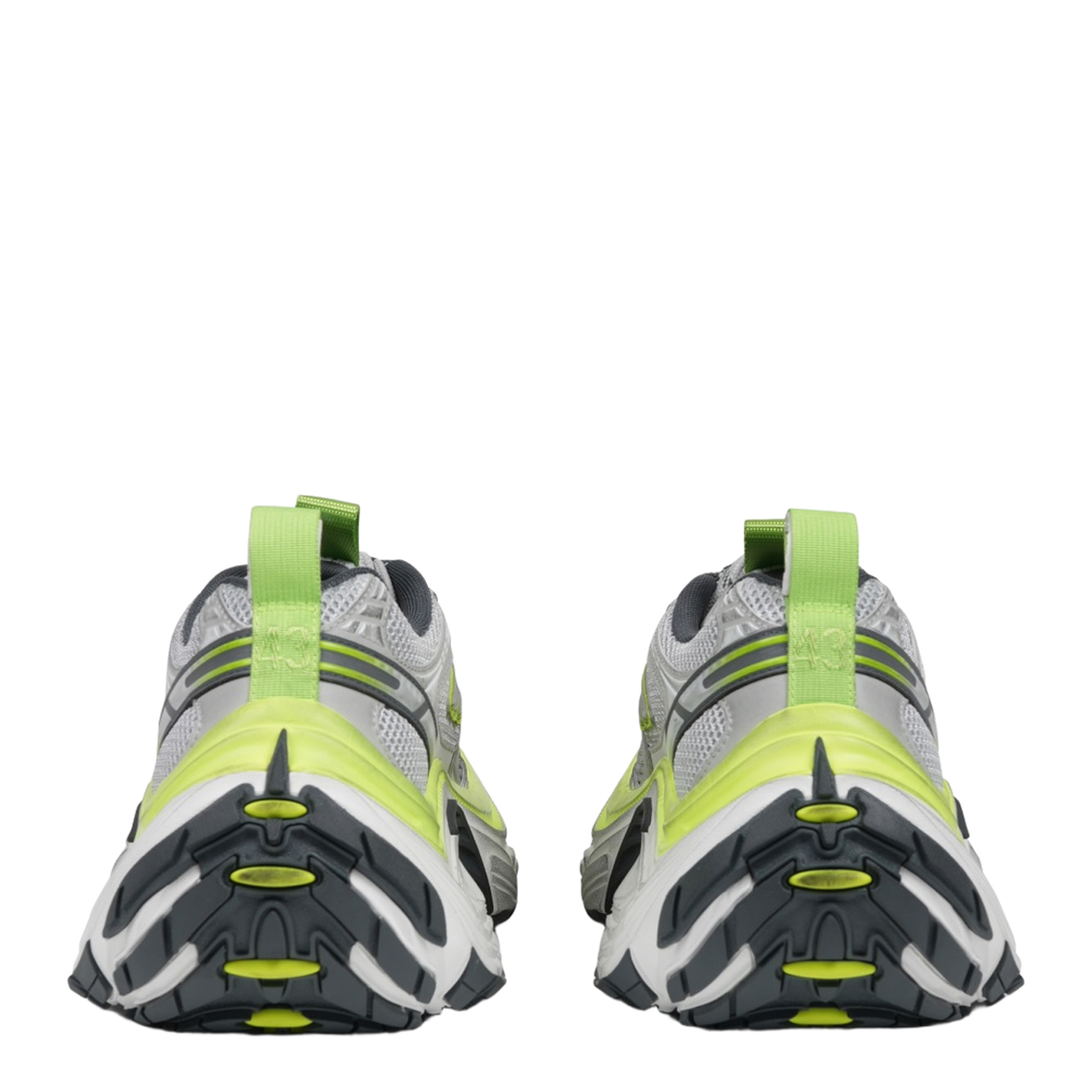 6XL Sneakers