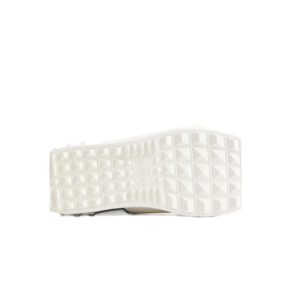 MAYFEYR - Valentino - Open Leather Sneakers With Contrast Band And Stud Details - YS0830BLU