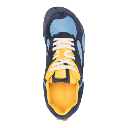 Orbit Flash Sneaker