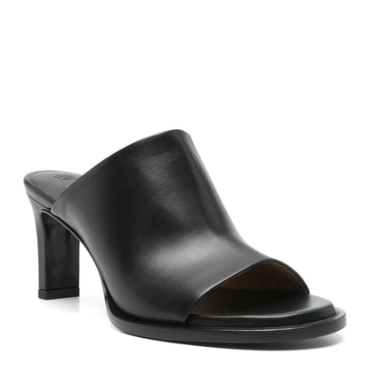 Mules in Leather