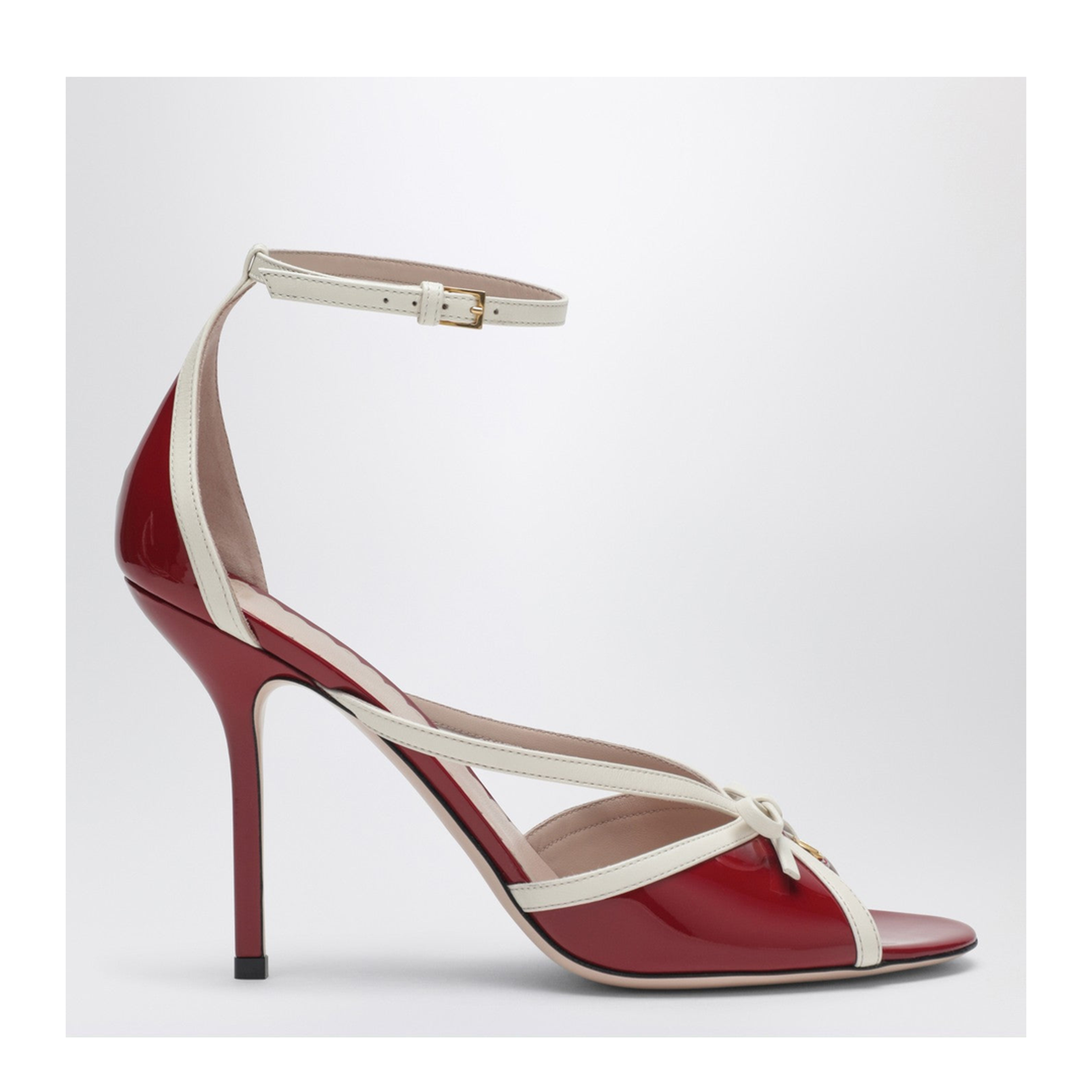Bepointy Sandal Red/Ivory in Patent Leather and Kidskin
