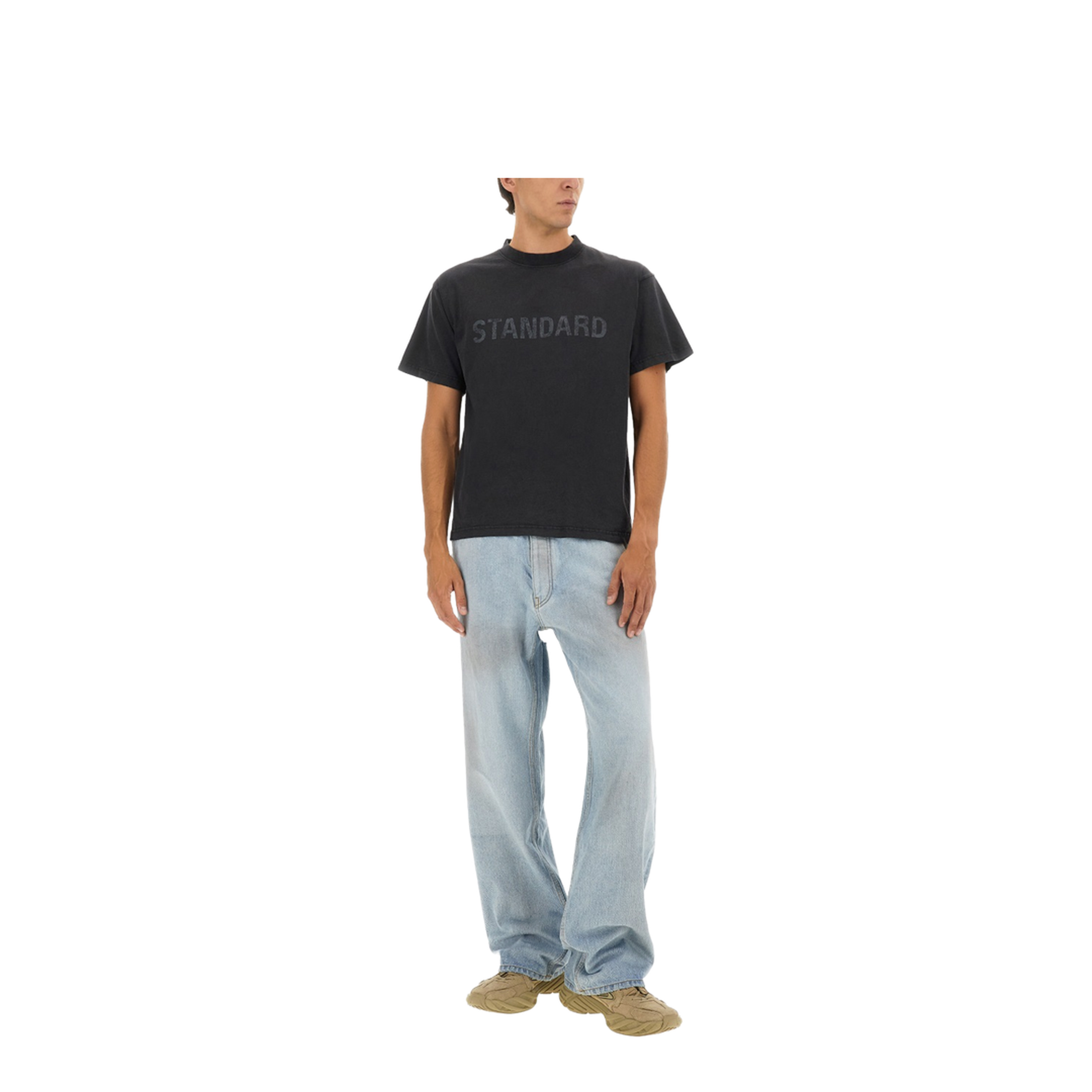 Standard T-Shirt Regular Fit in Black Faded