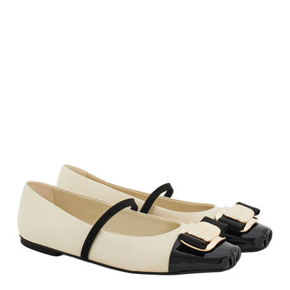 MAYFEYR - Ferragamo - Bicolor New Vara Plate Ballerinas - 01J1830777437