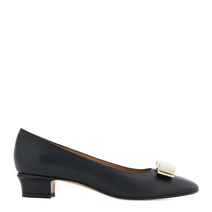 MAYFEYR - Ferragamo - Smooth Leather Décolleté - 01L4100790843NEROMASCARPONEBISCOTTO