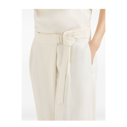 Crossed pants