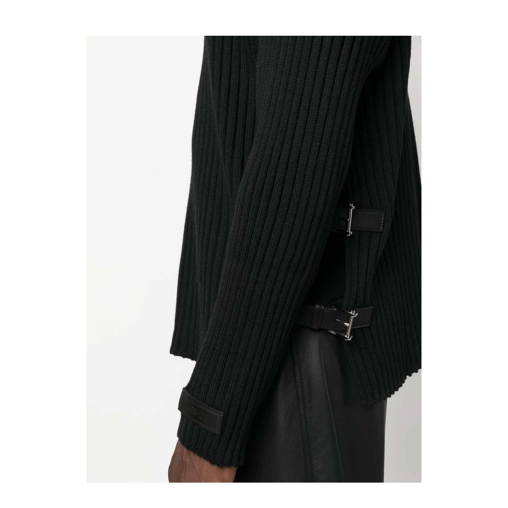 Ribbed Wool Sweater In Black