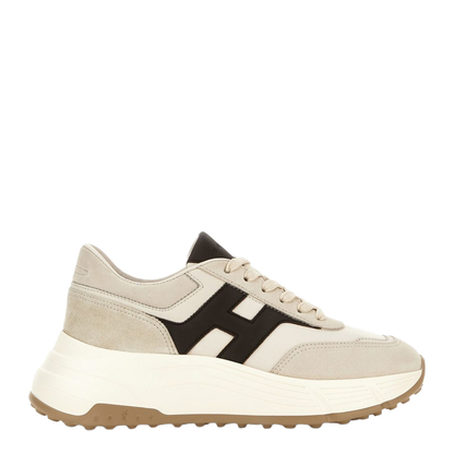Lace-Up Fastening Sneakers