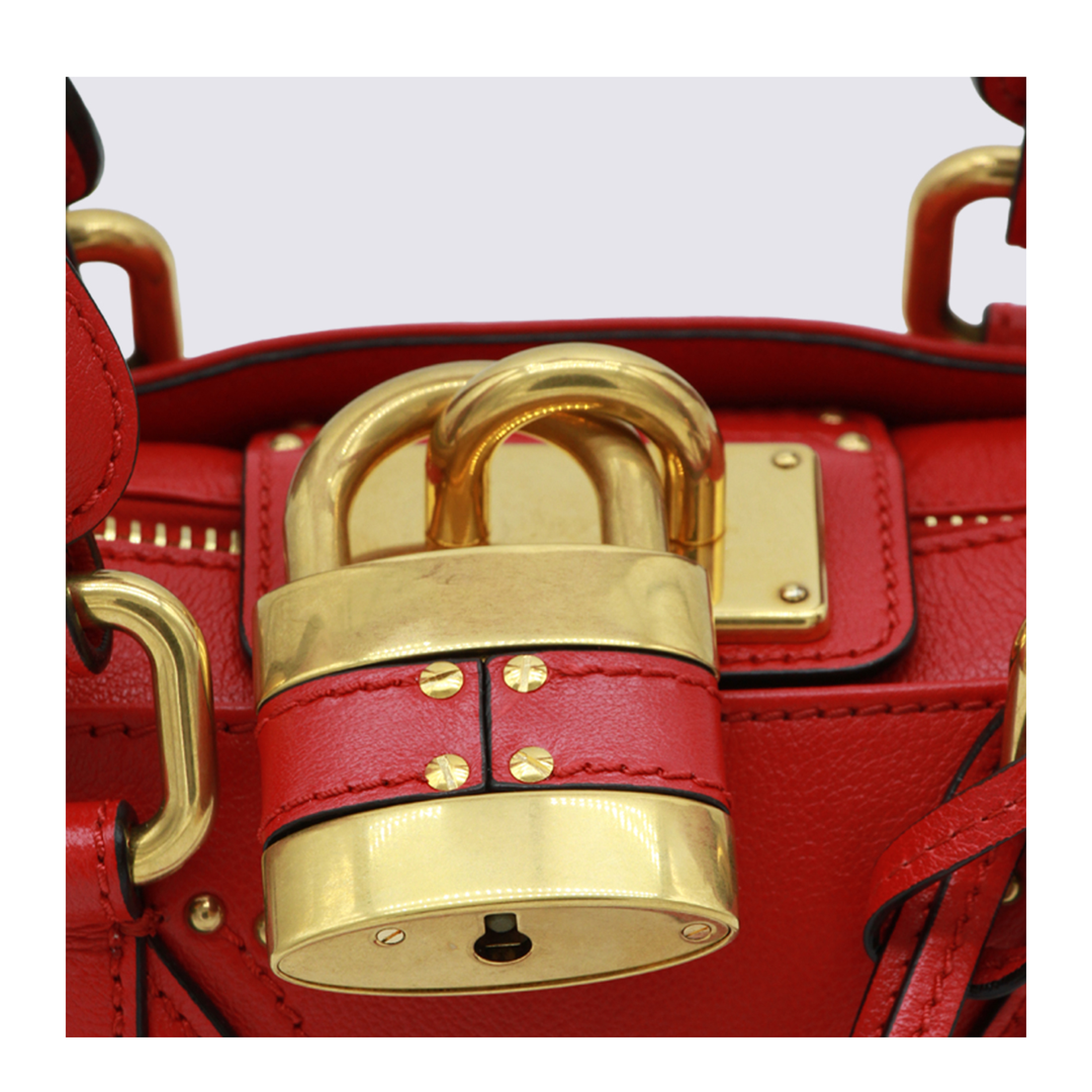 Paddington Small Grained Buffalo Leather Shoulder Bag - Tulip Red
