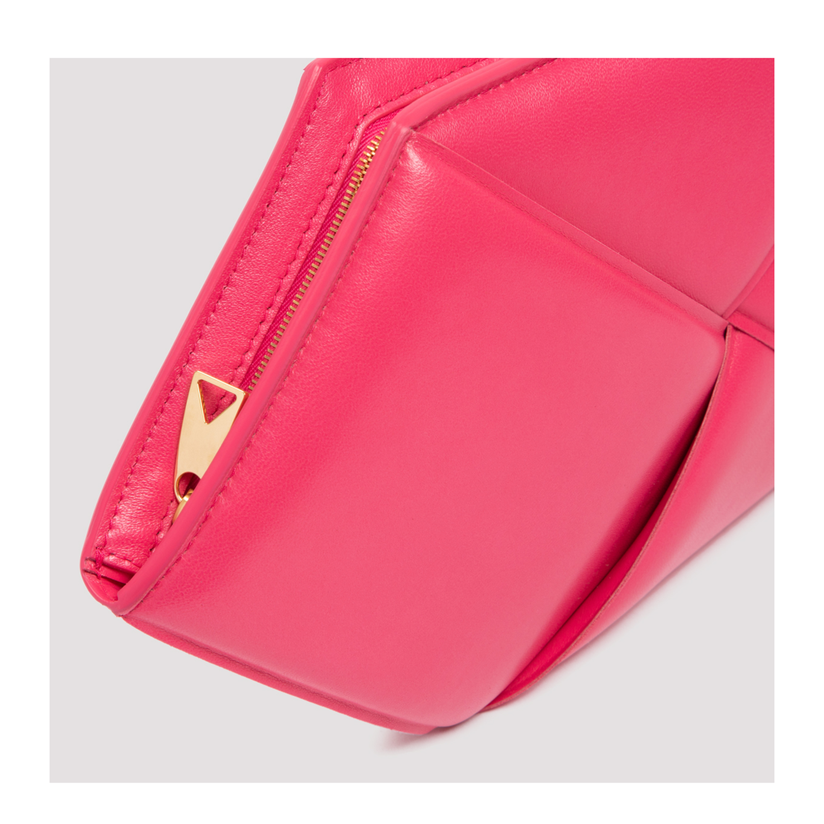 Large Pouch Maxi Intrecciato Zip