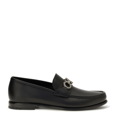 MAYFEYR - Ferragamo - Gancini Ornament Loafers - 784445