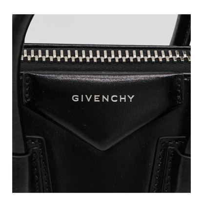 Antigona Mini Leather Shoulder Bag in Black