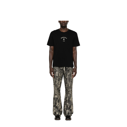 Black T-shirt with logo print
