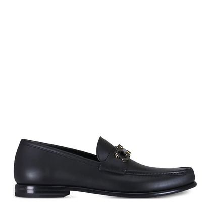 MAYFEYR - Ferragamo - Avril Gancini Buckle Loafers - 02A0150784445