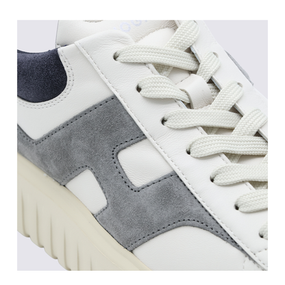 Sneakers White