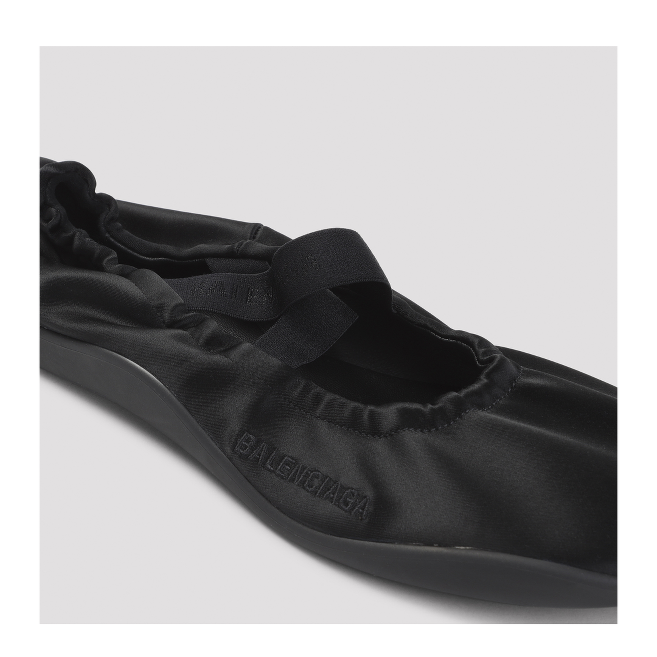 MAYFEYR - Balenciaga - Shibuya Flat - 853993W2H8L1010
