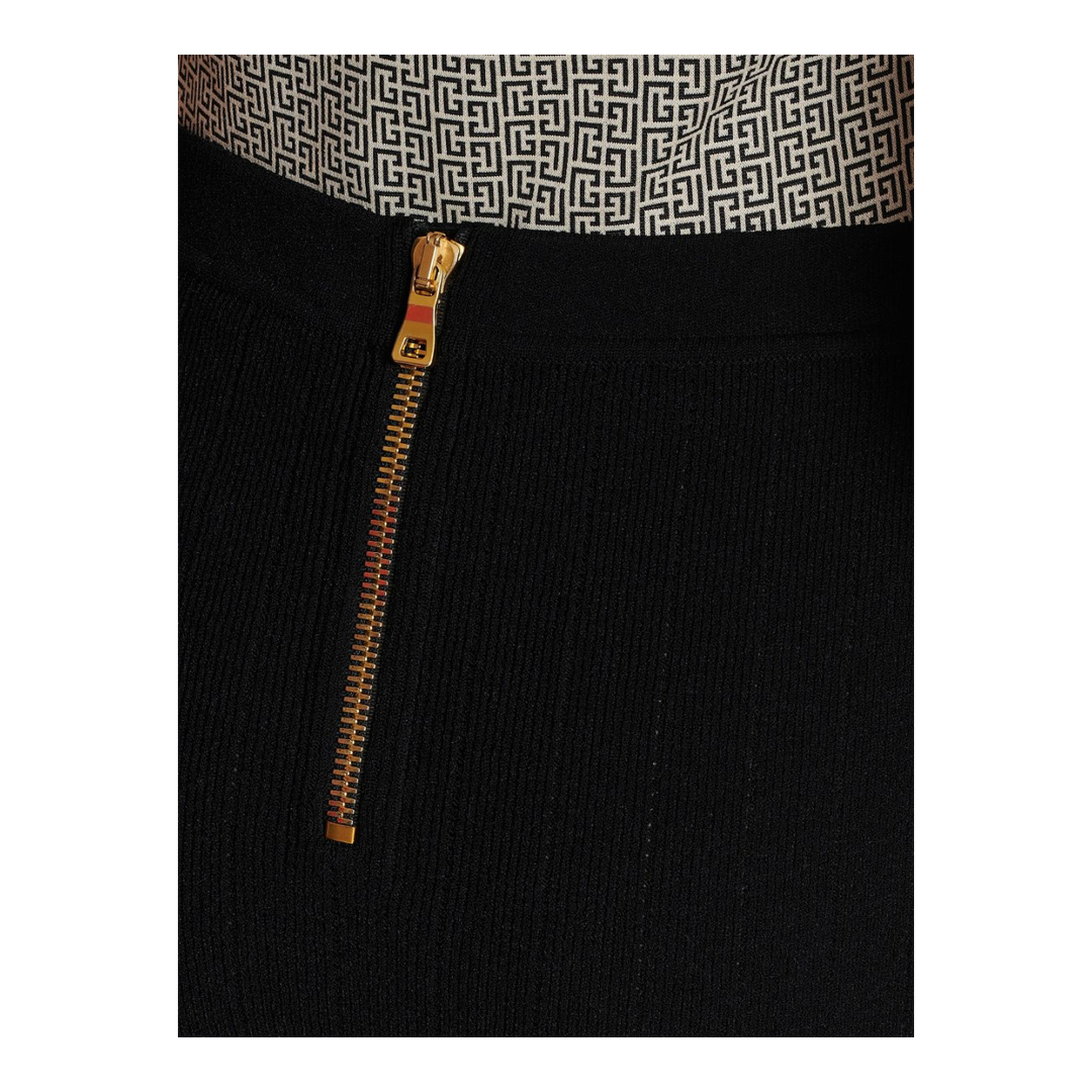 Buttoned Knitted Mini Skirt