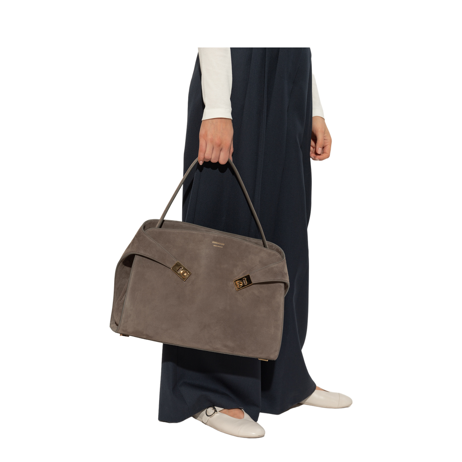 Elegant Hug Medium Handheld Bag