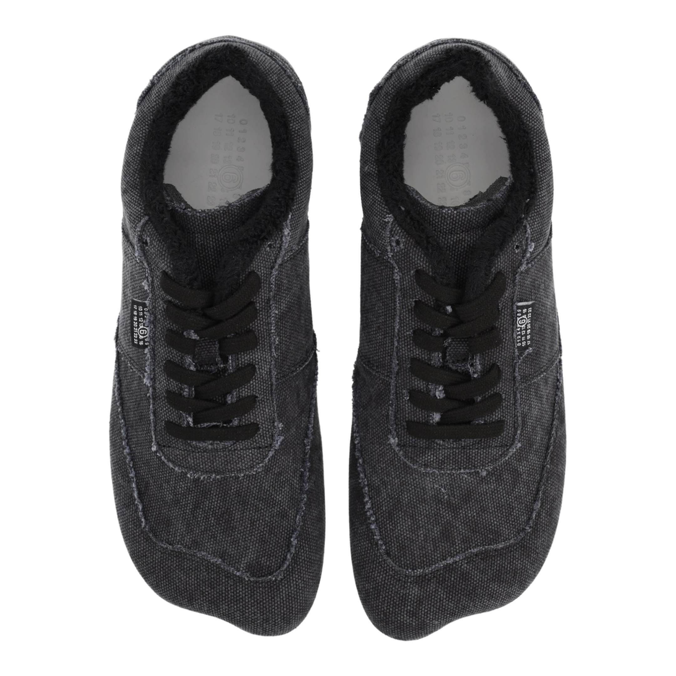 Anatomical Canvas Sneaker