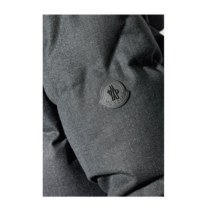 Black Eawy Hooded Wool Short Down Jacket