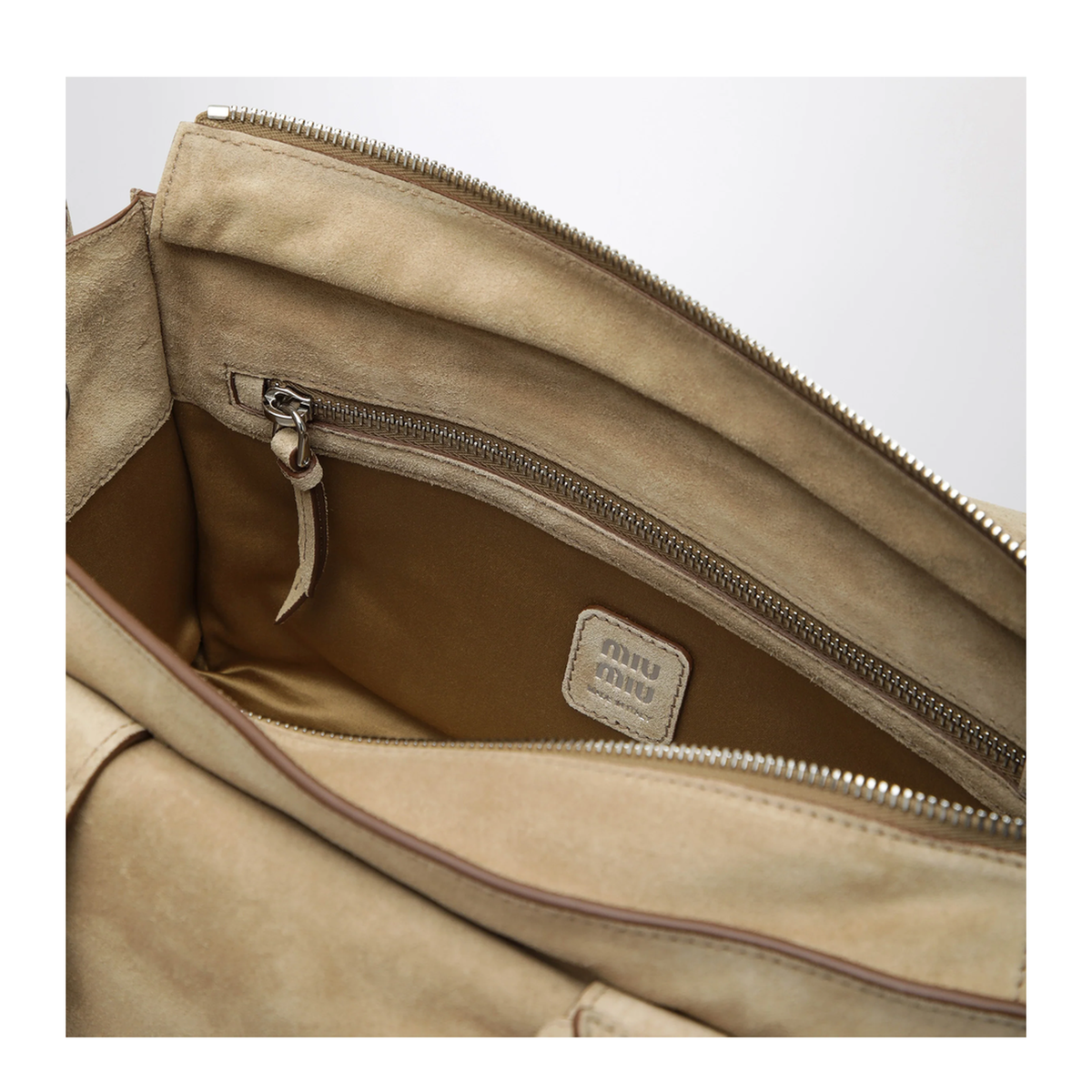 MAYFEYR - Miu Miu - Ecru Suede Utilitaire Satchel - 5BG335POO2CSSF0379