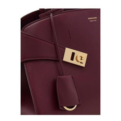 Hug M Handbag Leather Plum