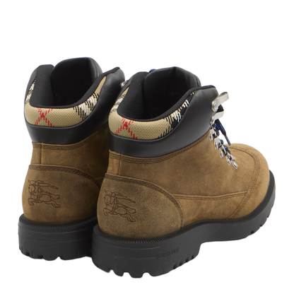 Moor Trekking Boots