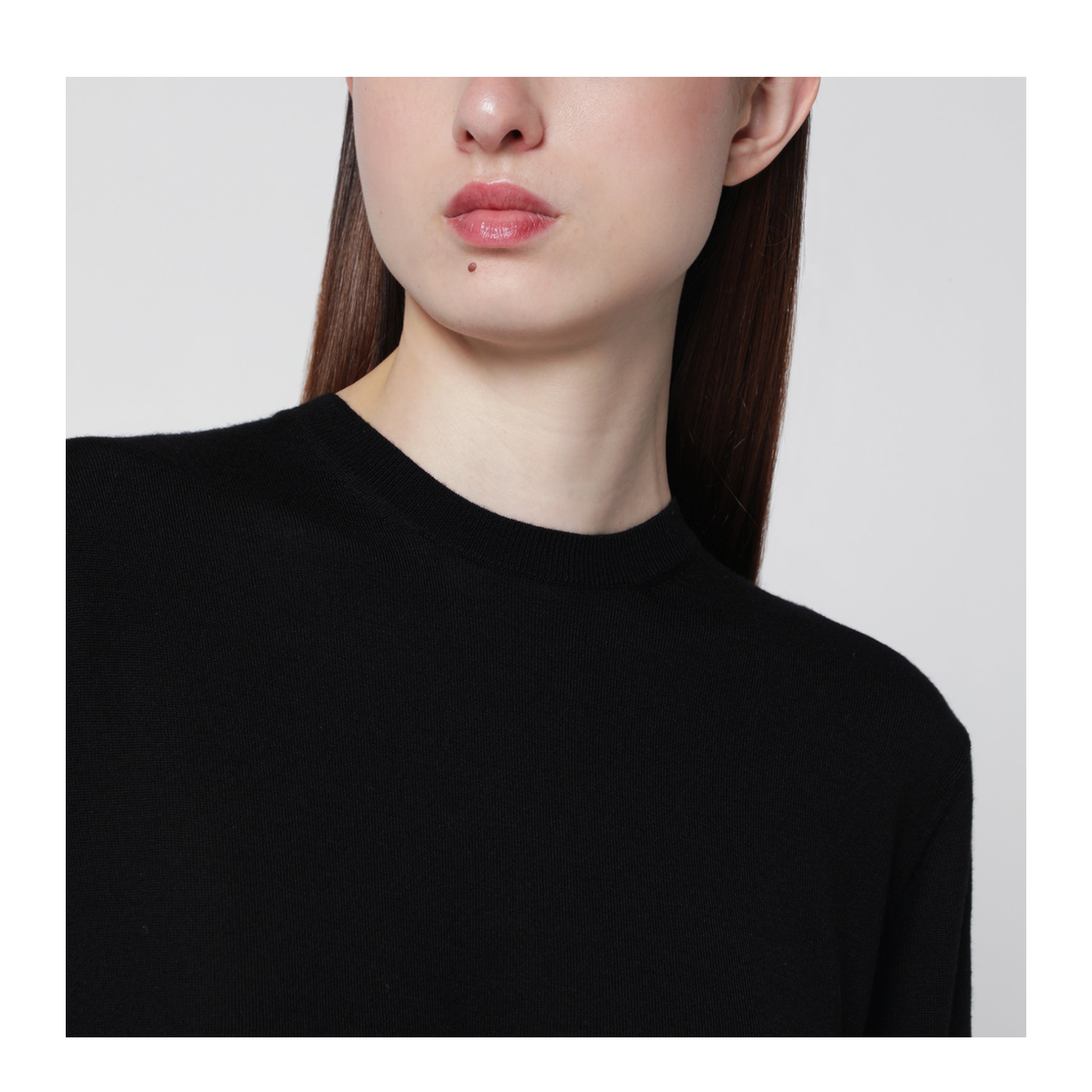 MAYFEYR - Toteme - Bewn Fine Crewneck Sweater In Wool And Silk, Black - 252-WRT0469YA0190001