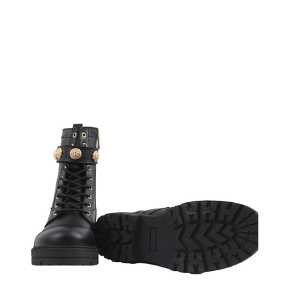 Amphibian With Laces