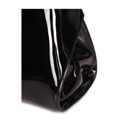 MAYFEYR - Ferragamo - Glossy Patent Leather. Metallic Closure. Top Handle And Adjustable Strap. - 793350219816039