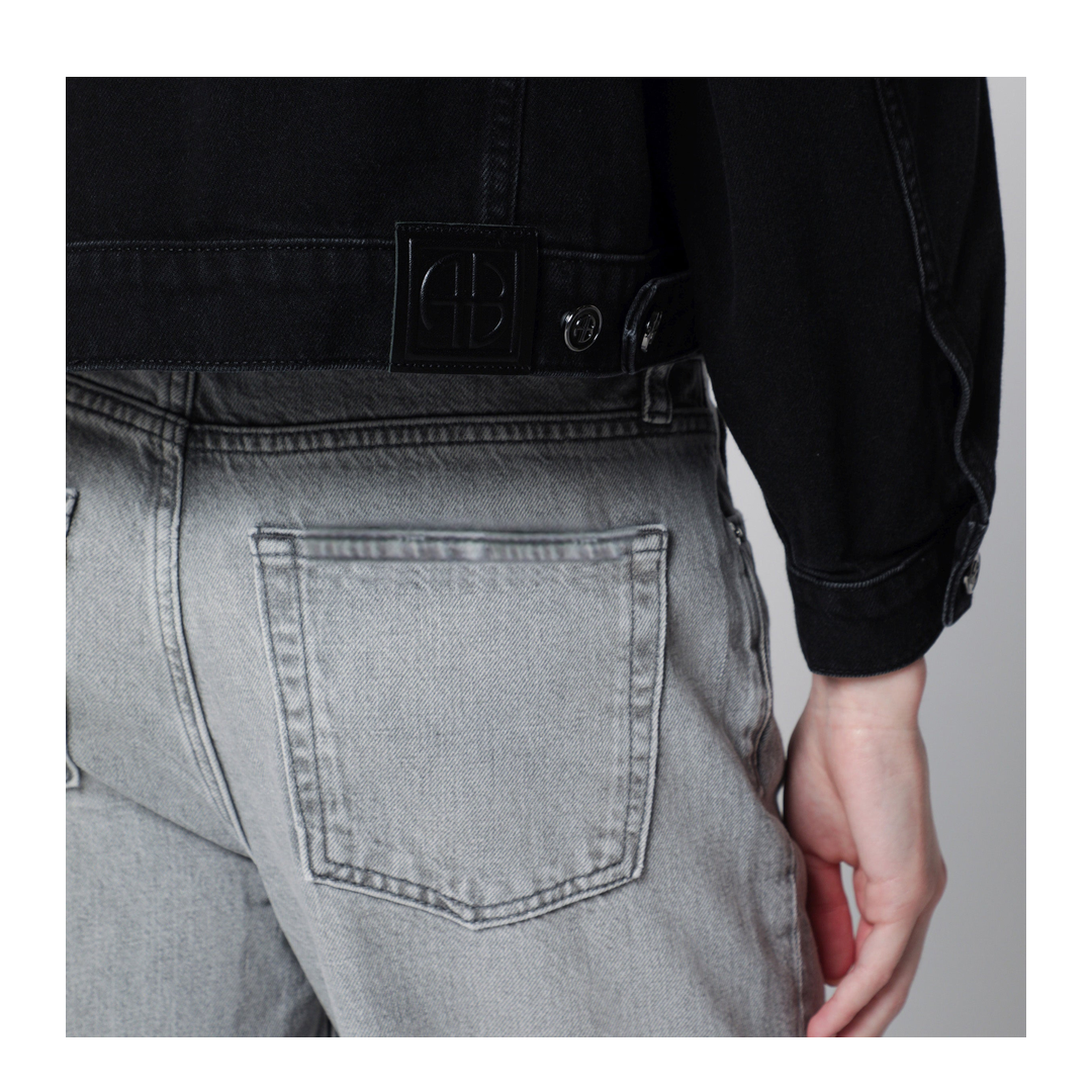 MAYFEYR - Anine Bing - Quincy Cropped Black Denim Jacket - A-01-11909COVTG3
