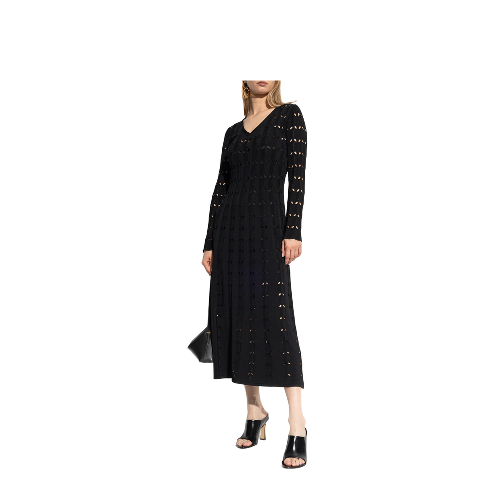 Long-sleeved dress