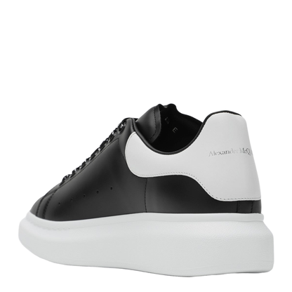 Oversized Sneaker