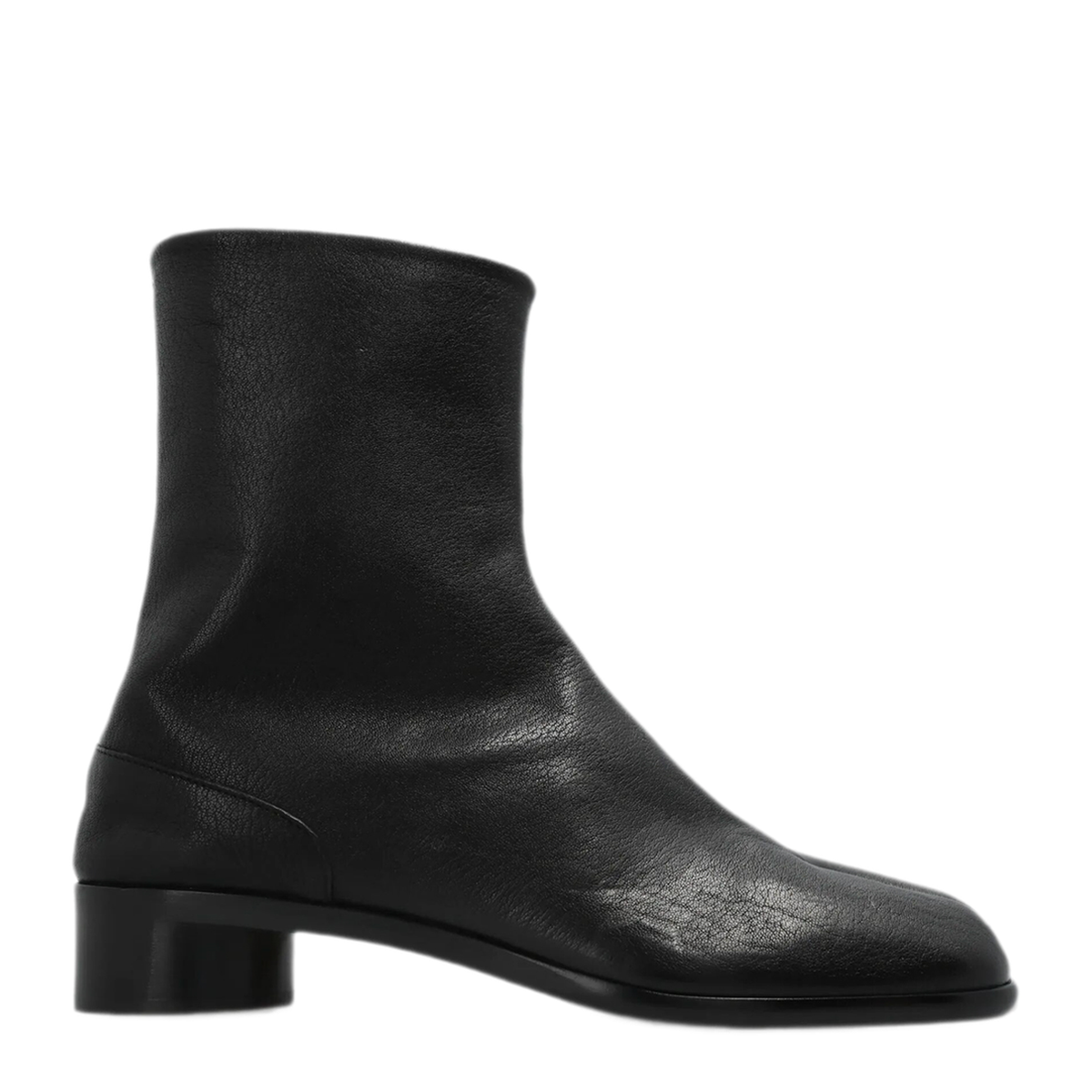 Tabi Leather Ankle Boots In Black