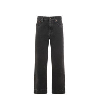 High-waisted jeans