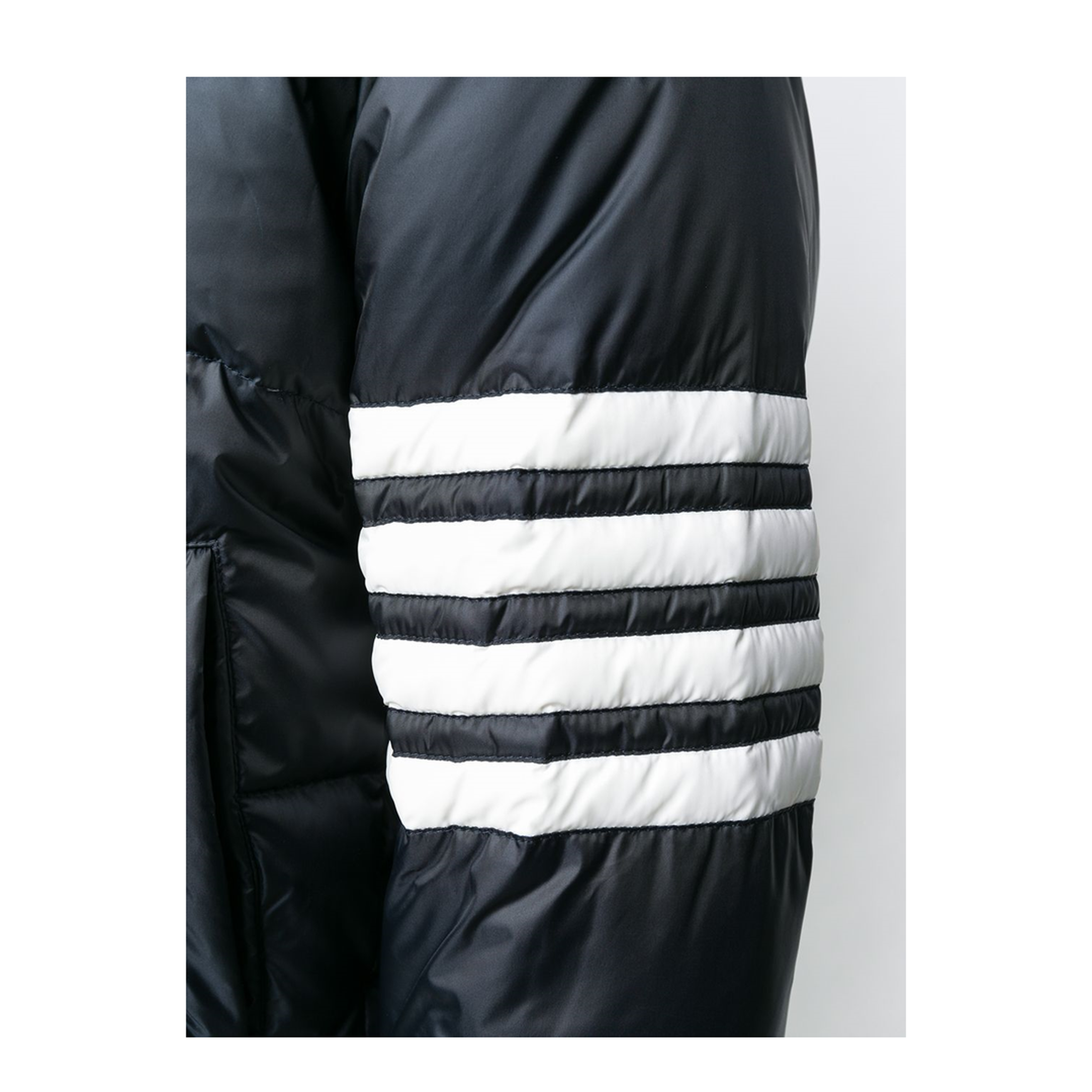 MAYFEYR - Thom Browne - Downfilled Snap Front Detachable Hood Bomber With 4Bar In Matte Finish Nylon - MJD061X05411415
