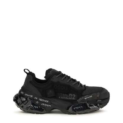 Faster Sneakers With Mesh Inserts