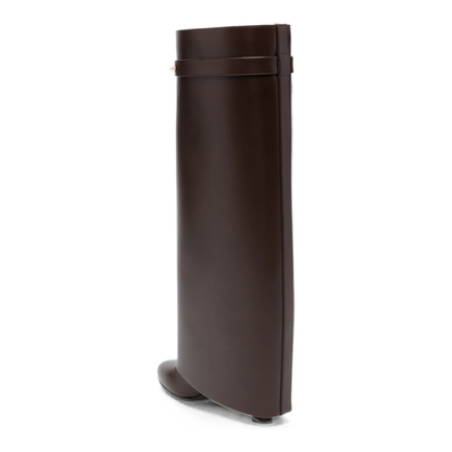 Shark Pinch Leather Boots In Ebony Brown