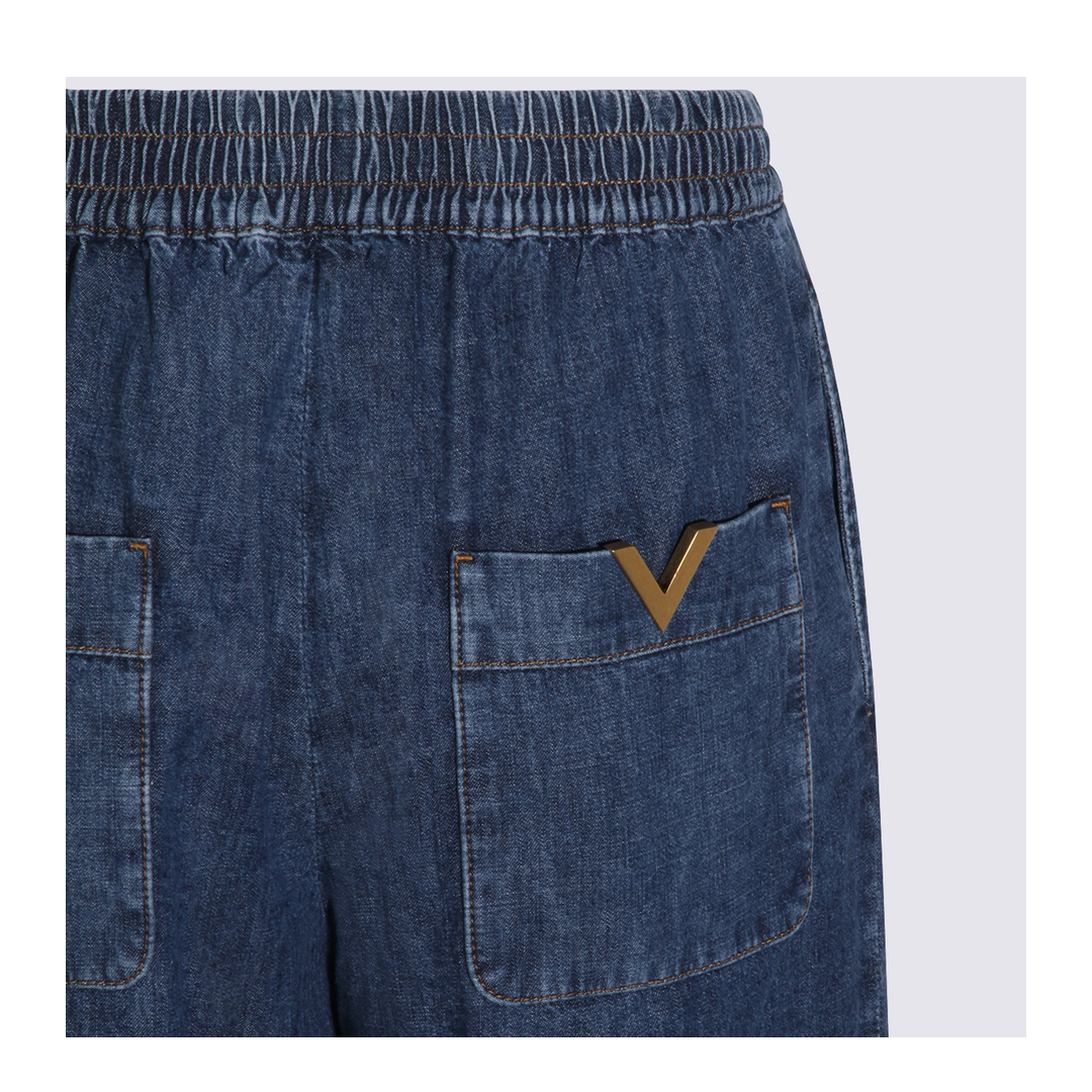 Blue Jeans in Chambray Denim